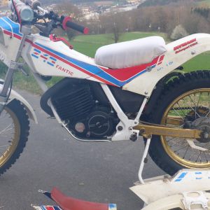 FANTIC_243_1988_01